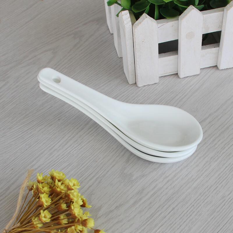 KANGMO Pure White Ceramic Flat-Bottom Soup Spoons