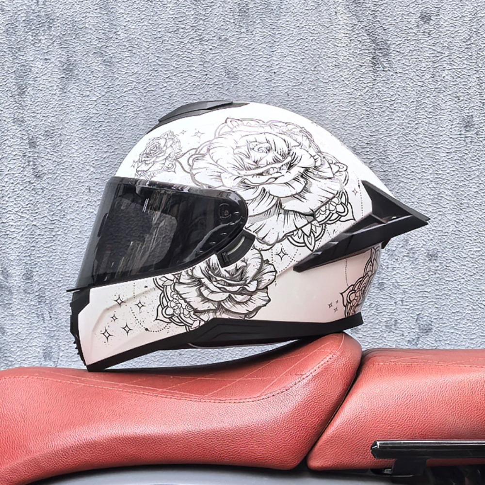 DOT Full Helmet Double Mirror Helmet Men's Four-season Universal Hard Hat Female Knight Locomotive Double Lens