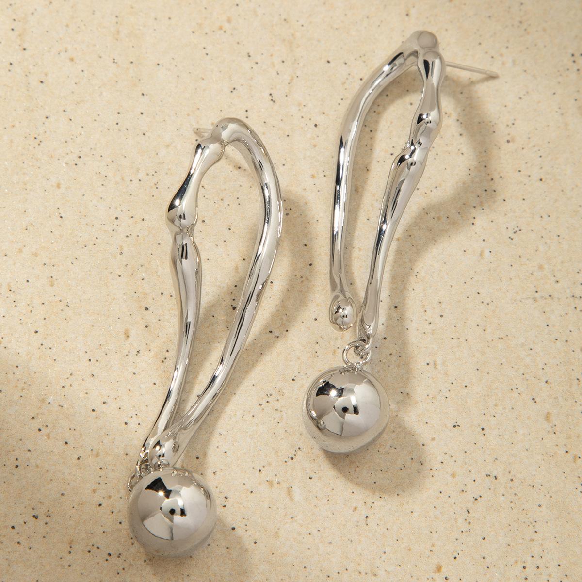 

ins wind 18K настоящее золото геометрические полые изогнутые серьги серьги с подвеской в виде иглы из серебра 925 пробы с металлическим шариком серебряный