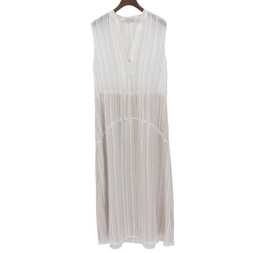 VINCE. Beautiful Drapey Stripe Tiered Dress, Women's, White, Size 6 dress 6 whiteUsed