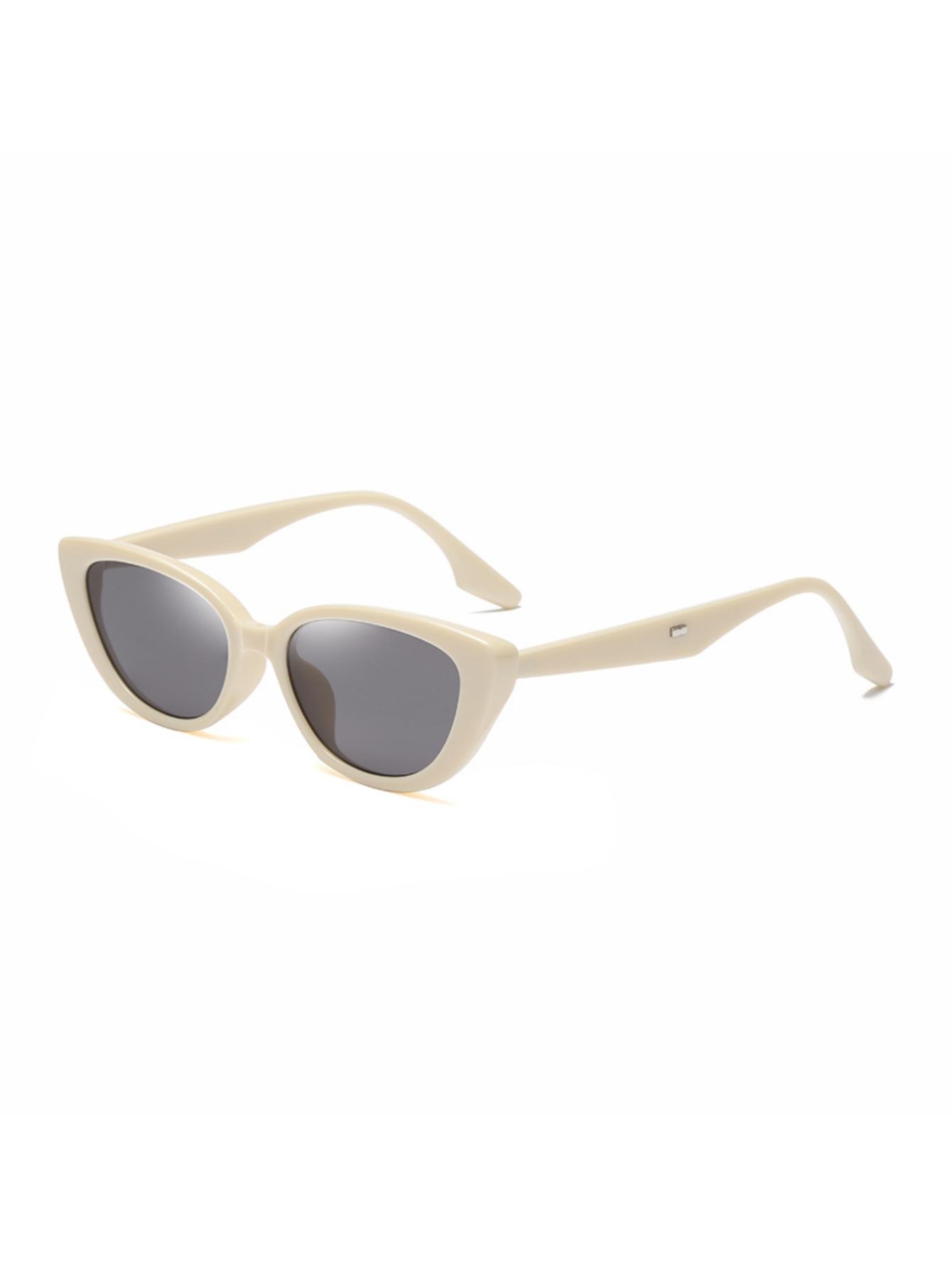 

New cat s eye sunglasses simple and advanced texture Fiona Fang face slim temperament Europe and the United States street sungla белый