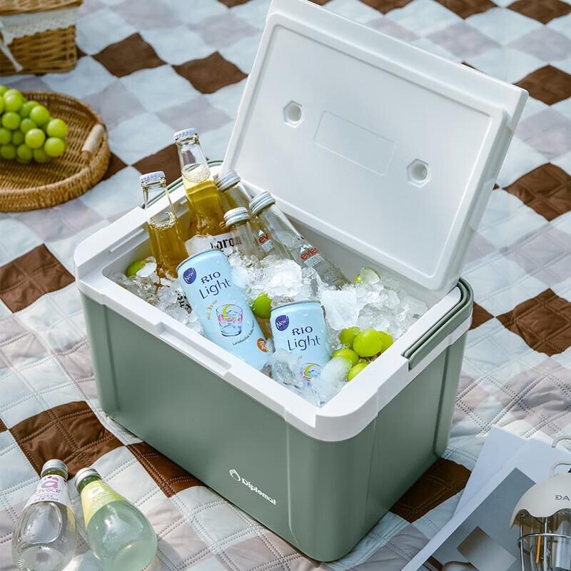 Diplomat Outdoor Cooler Box
