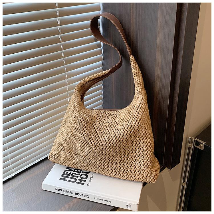 Retro Woven Straw Bag Summer New Large Capacity Shoulder Armpit Bag Vacation Wind Beach Bag Woven Straw Tote Bag for Women