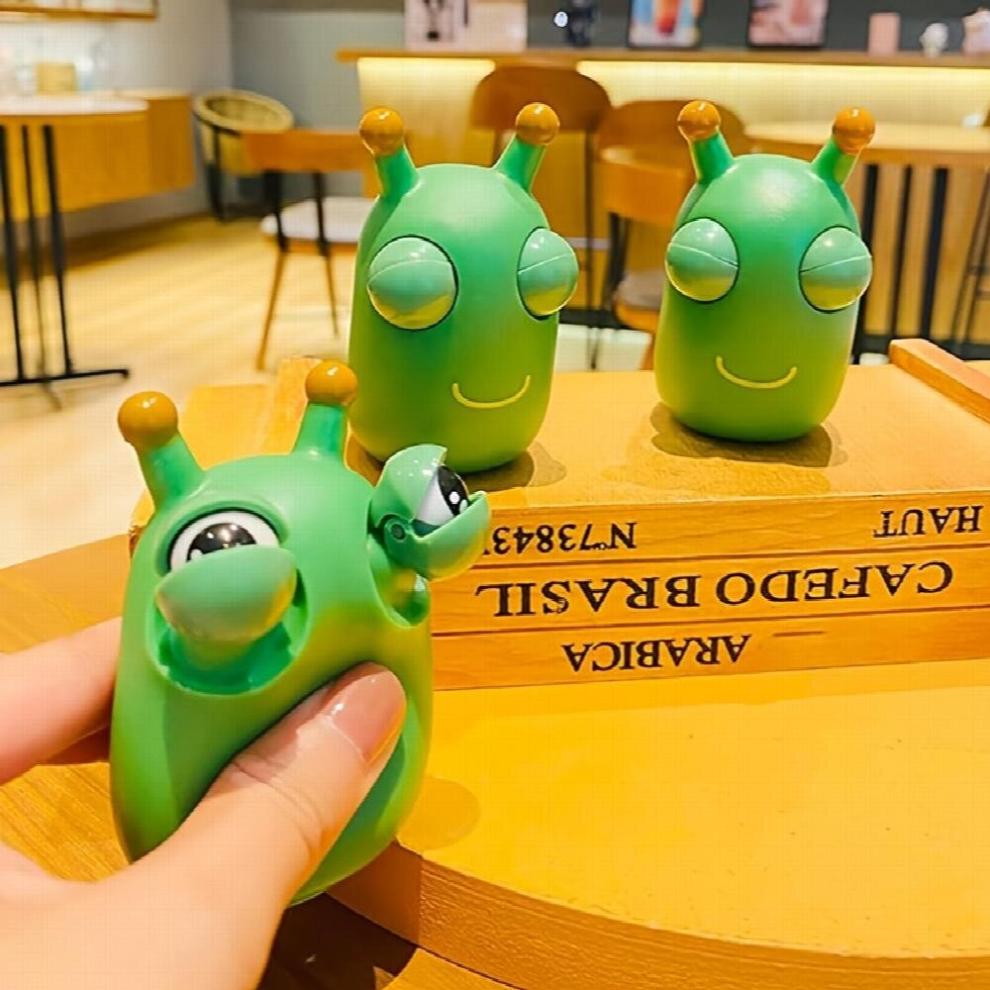 4pcs Funny Grass Worm Squeeze Toys Green Eyes Bounce Worm Squeeze Toys Squeeze Sensory Toys Anxiety Stress Relief Toys