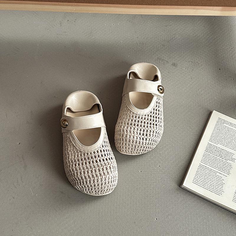 Stylish, simple and versatile hollowed-out thick-soled Mary Jane shoes for women's 2025 summer new breathable and refreshing outer single shoes