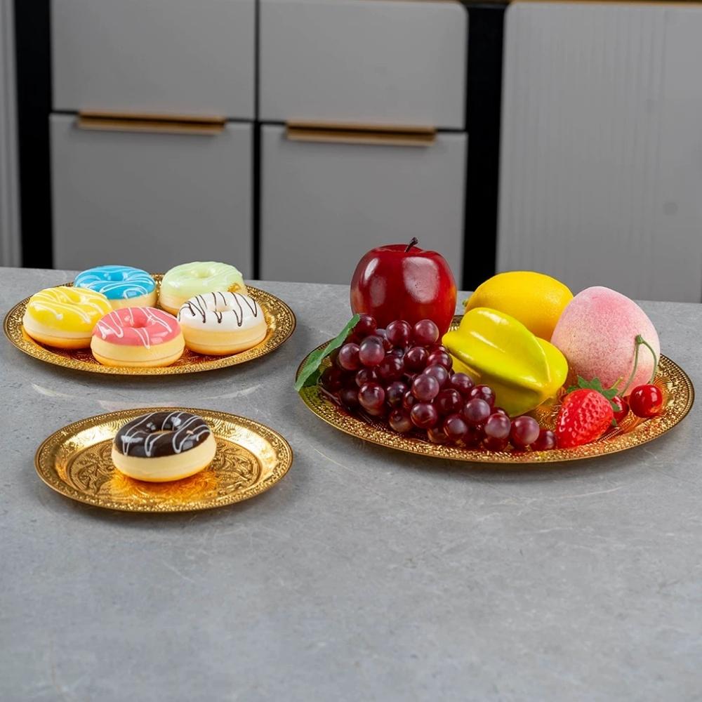 Circle-Carved Design Metal Cake Tray With Exquisite Plate Engraving Flower Golden Food Fruit Tray For Party Wedding Decoration
