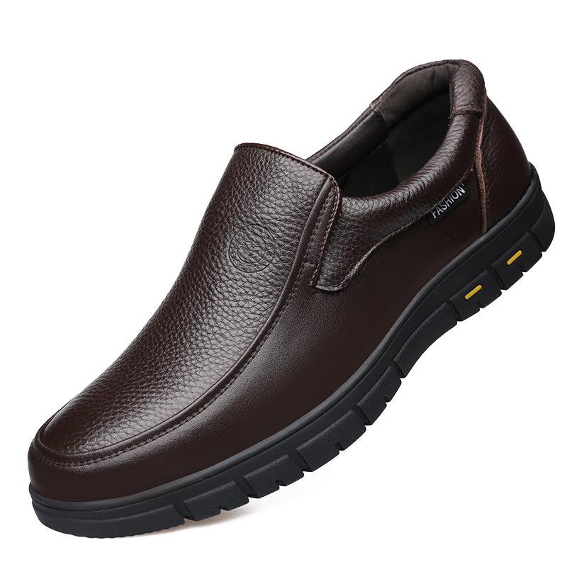 Herrenschuhe in Übergröße Außenhandel Herrenschuhe 50 Yard weit 47 Yard Herrenlederschuhe rutschfest mittleren Alters und ältere 48 Yard Vaterschuhe 60