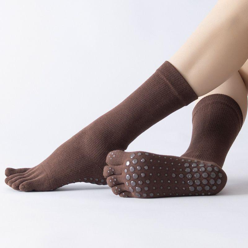 

Красные носки для йоги нескользящие профессиональные женские носки с пальцами носки для помещения для взрослых нескользящие носки носки для пилатеса Deep coffee.