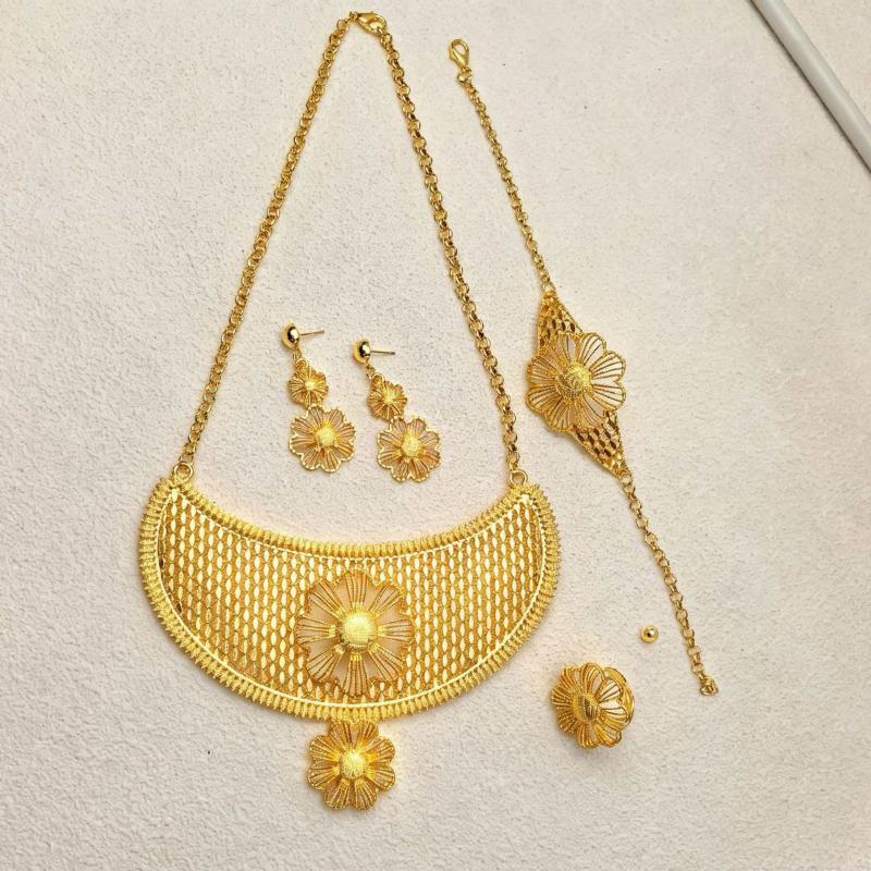 Middle East Jewelry Dubai Saudi Jewelry Bridal Necklace Earrings Ring Bracelet Four-piece Jewelry