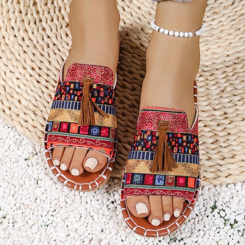 New Bohemian tassel flat-bottomed slippers women's outerwear celebrity style soft-bottomed beach cool slippers