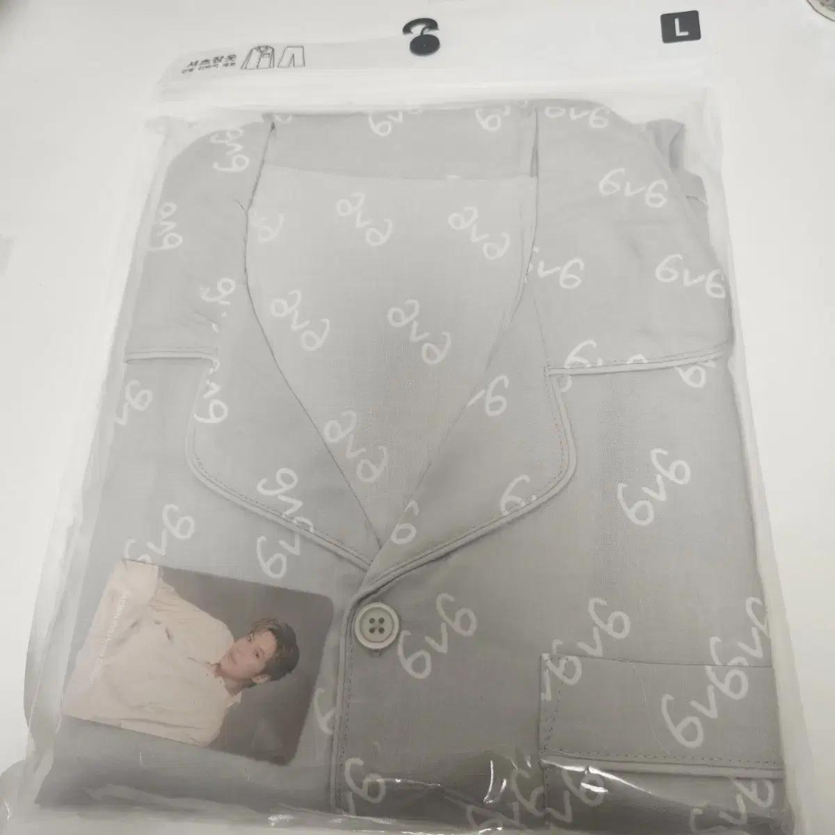 

Блестящая пижама Taemin Spao размера L с длинными рукавами