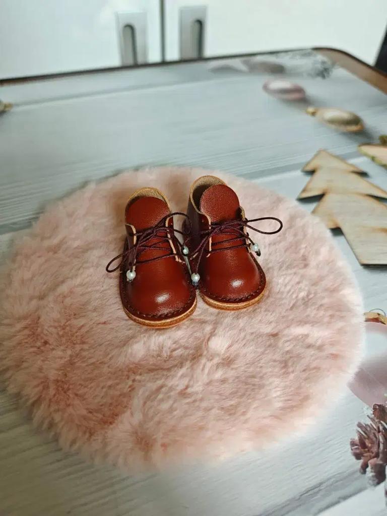 Kožené boty velikosti Paola Reina MSD