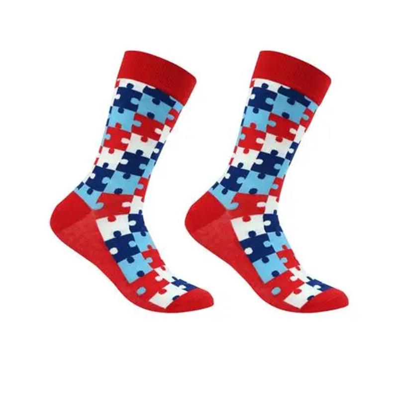 Colorful Puzzle Piece Print Men Crew Socks Funny Casual Daily Wear Socks Novelty Fashion Gift for Him Business Work Blue Red