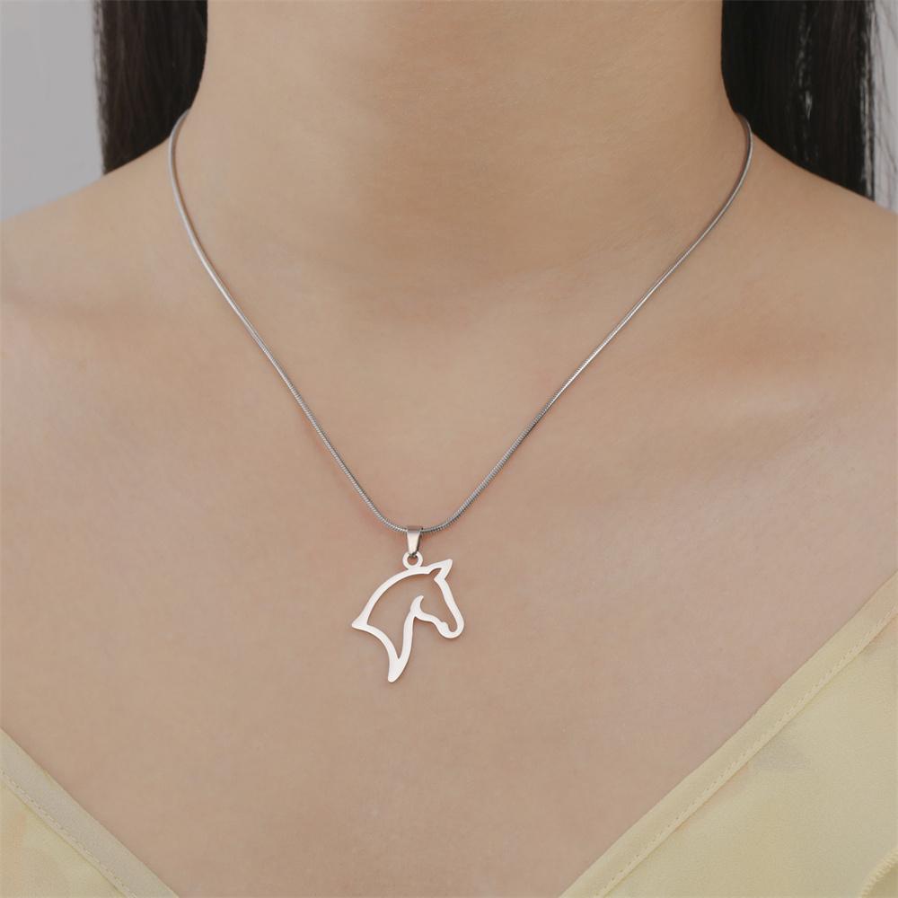 My Shape Horse Pendant Necklaces Stainless Steel Necklace Animal Horse Head Horserace Chain Horse Lover Lucky Amulet Jewelry
