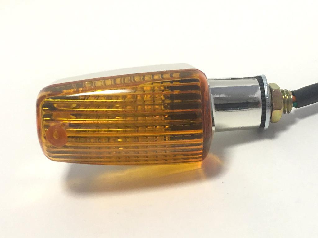 (nakira) Set of 4 Custom Turn Signals, Clear Lens, General Purpose Turn Signals (Yellow/Plated)