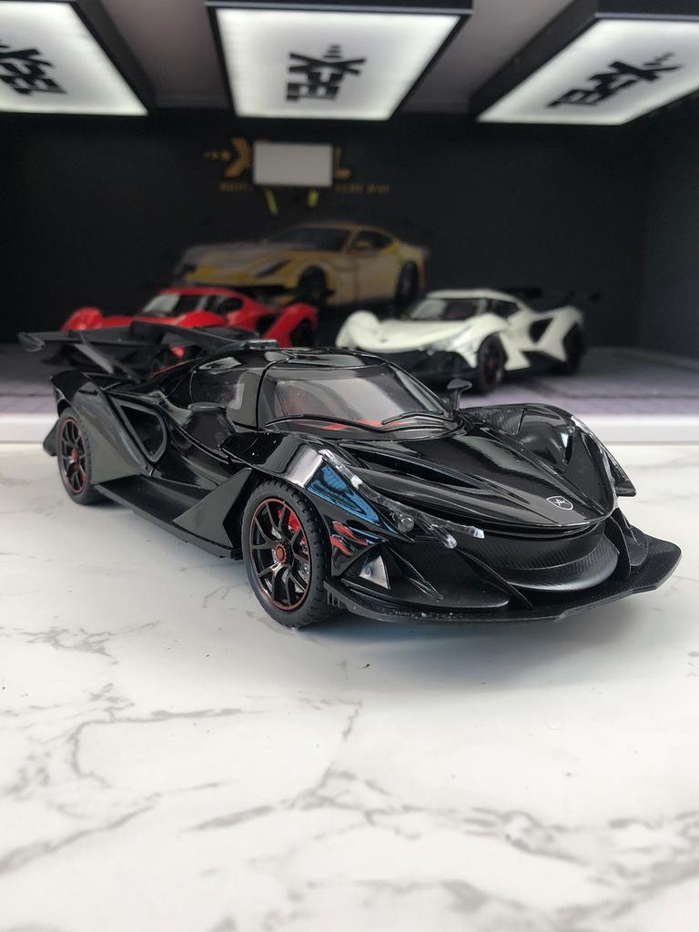 1: 24 simulation zinc alloy IE supercar model car, static ornament, metal collectible gift car