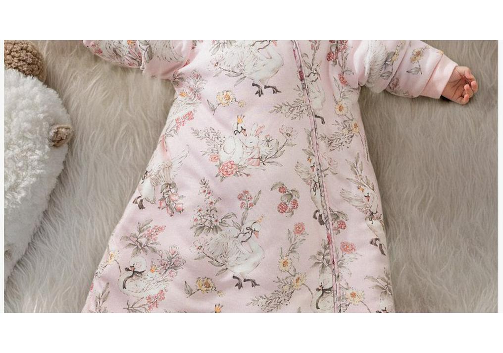 Wool & Ginger Baby Sleeping Bag: All-Season, Temperature-Control, Anti-Kick Quilt for Newborns