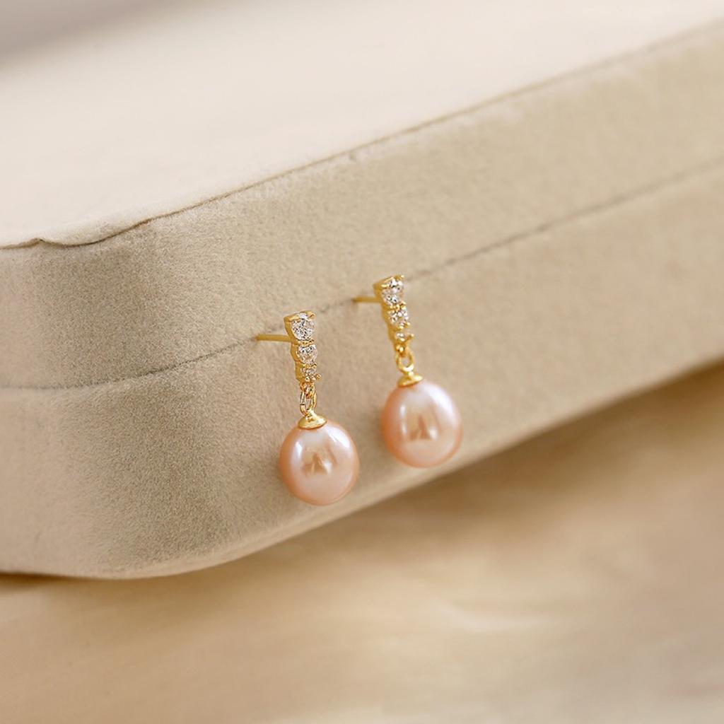 Natural freshwater real pearl stud earrings femininity Korean Tremella retro water drop versatile classic wind earrings for mother