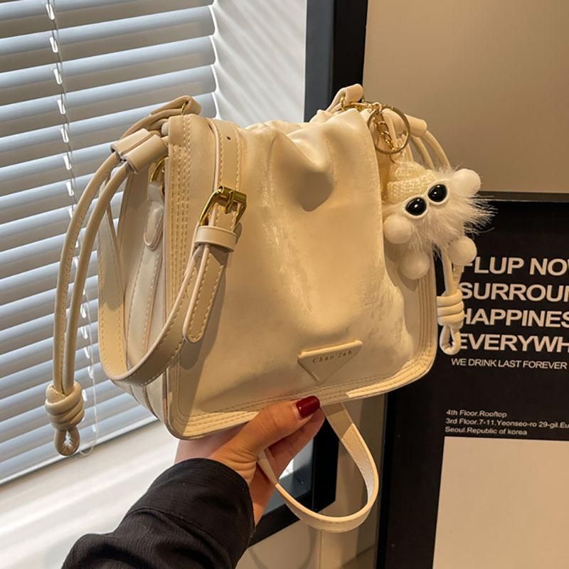 Women's Bag New Fashionable Versatile Messenger Bucket Bag