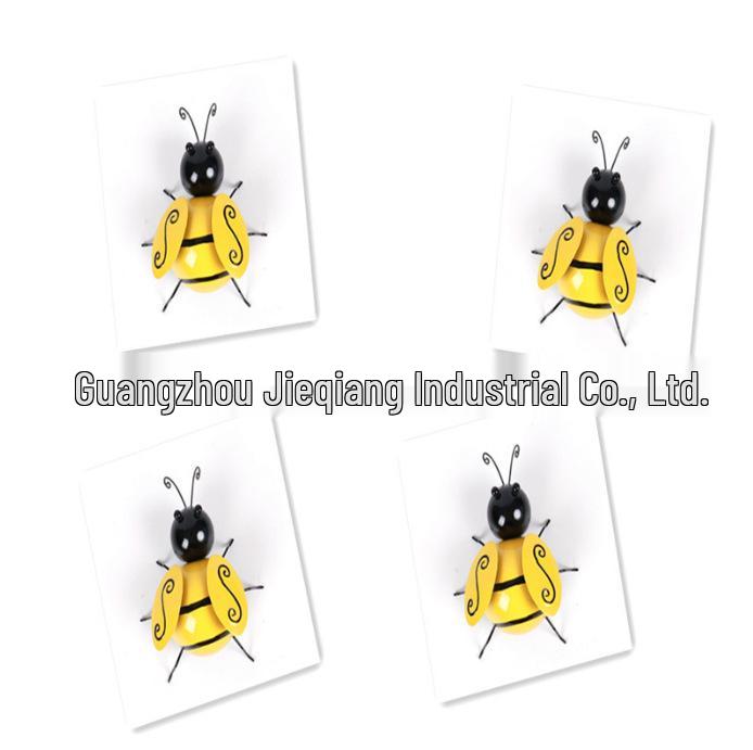 New American Country Wrought Iron Bee Nostalgic Wall Hanging Decoration