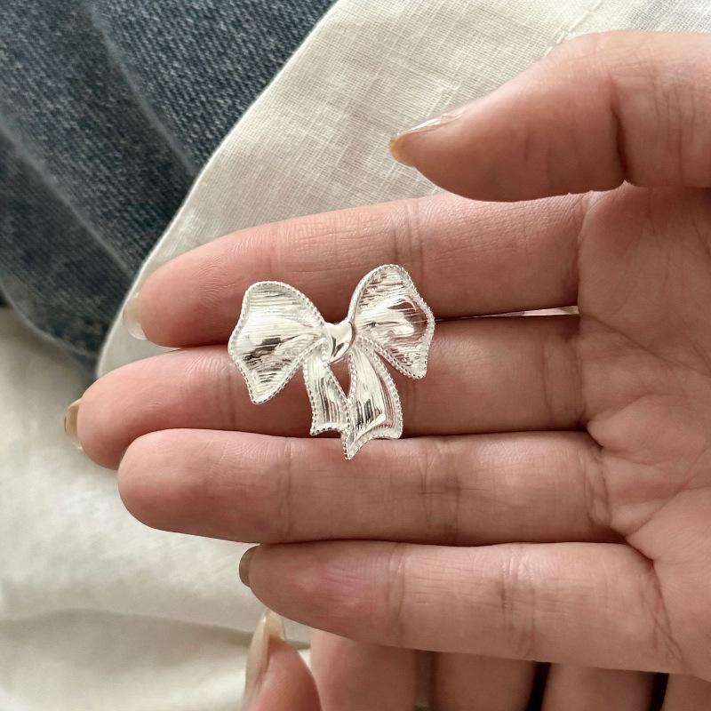 Exaggerated Bow Ring: Women s Geometric Pleated Adjustable Open Finger Ring - Trendy  Versatile for Index Finger. Open Adjustable