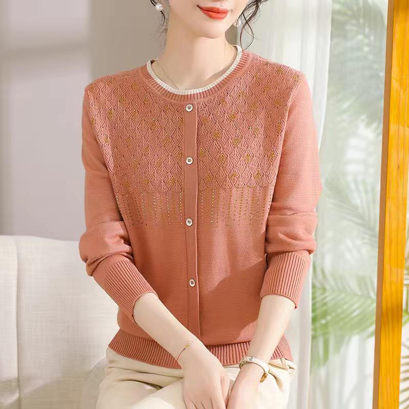 Thickened Knit Sweater for Middle-Aged Women: Stylish Autumn/Winter Pullover