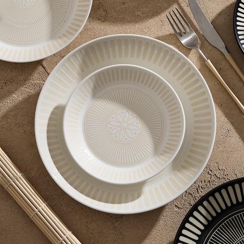 Nordic Embossed Roman Column Ceramic Shallow Plate