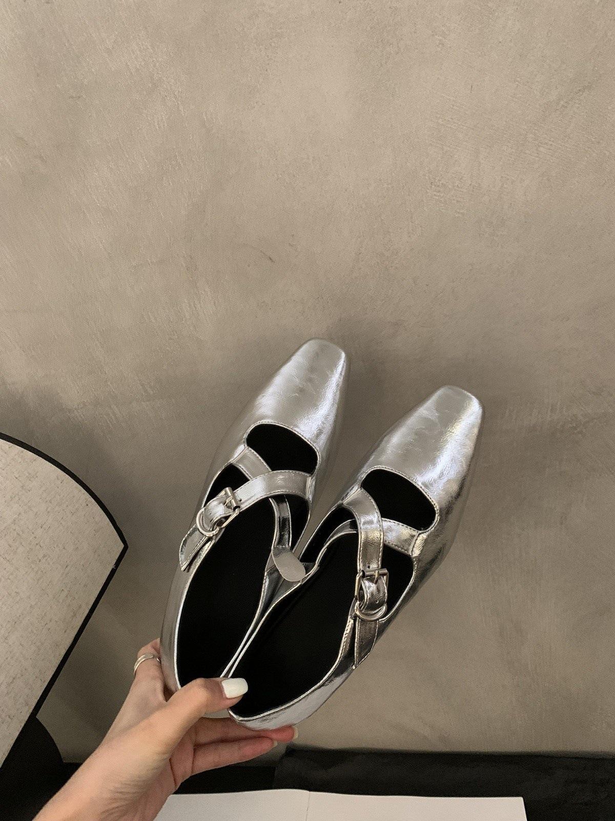 

Niche French внутренняя мягкая подошва серебристые туфли Мэри Джейн для женщин 2025 начало осени новые ретро туфли с одной педалью для женщин 39 серебряный