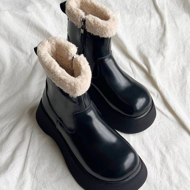 Popular Thick-soled Velvet Warm Snow Boots Women's Fluffy Short Leather Boots Winter 2025 New Waterproof Martin Boots