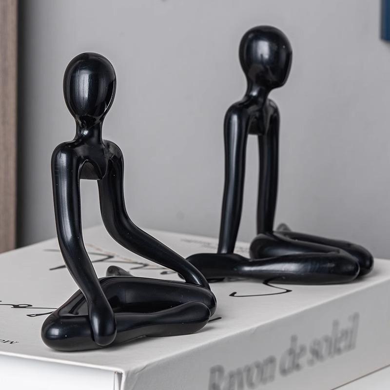 Nordic Minimalist Abstract Figure Ornaments - High-End Texture Decor for Living Room, Office, or Study.