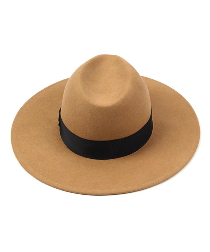 Yunibeosyeolkemiseuteuli Black Line Beige Wool Fedora