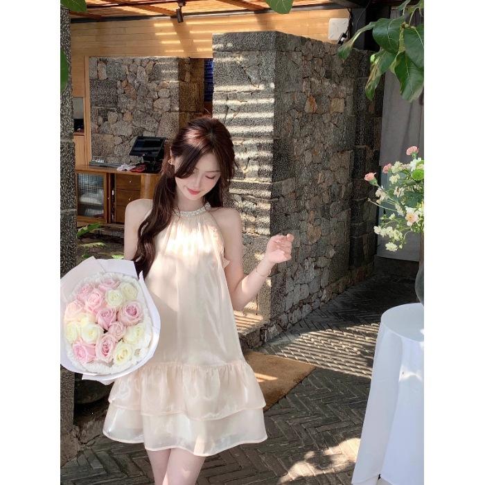 

Blue fashion celebrity daughter temperament neck collar regular dress super good-looking women s A-shaped skirt 2XL абрикосовий