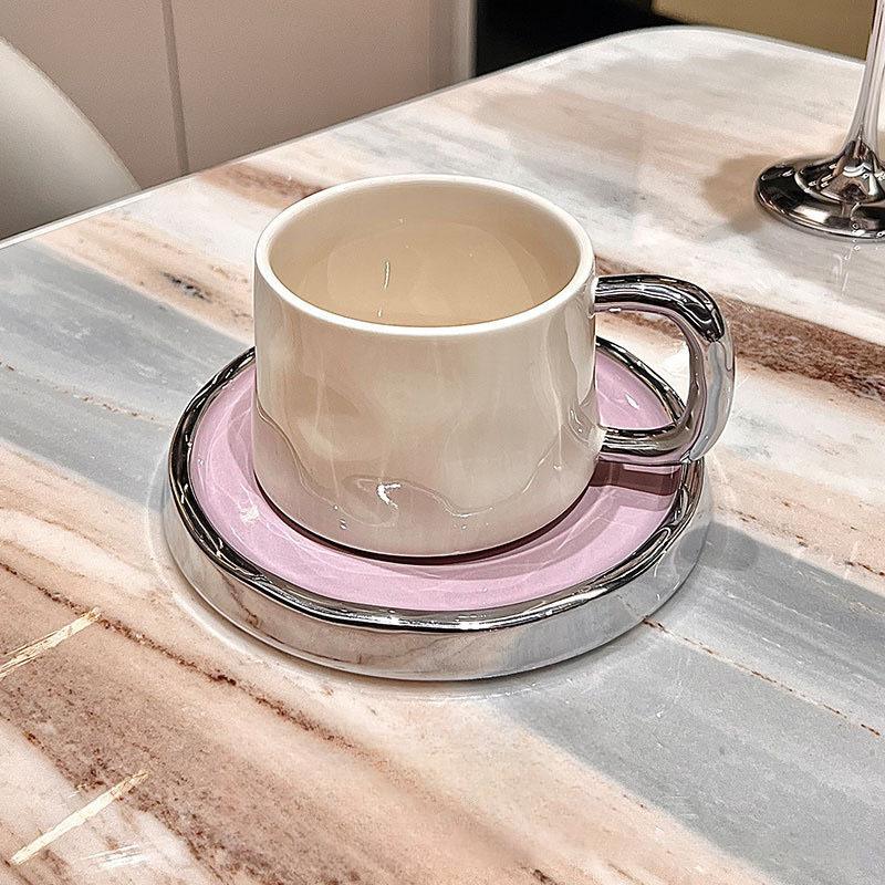

Французька Срібна Облямівка Таро Фіолетовий Набір Чашка та Блюдце для Кави Легка Розкіш Керамічна Кружка Вишукана Післяобідня Чайна Висококласна Кавова Чашка 250m l
