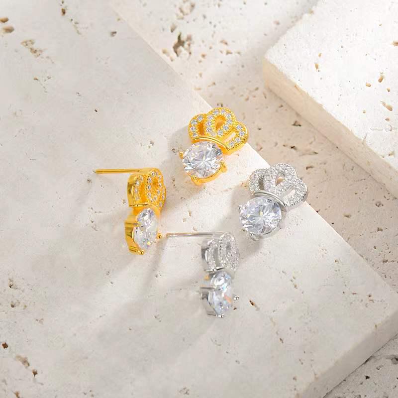 Beixi S925 Sterling Silver Crown Stud Earrings with Shiny Zirconia - Elegant and Luxurious Women's Jewelry