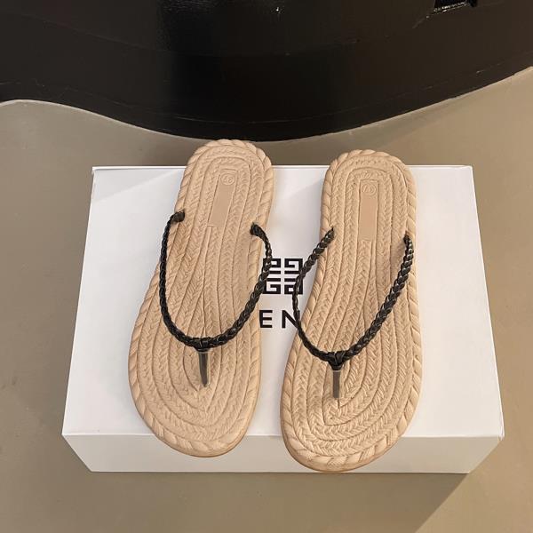 Fashion Female Shoes Rubber Flip Flops Summer Clogs Woman Slippers Soft Luxury Slides Flower Platform 2025 Hawaiian Beach Comfort