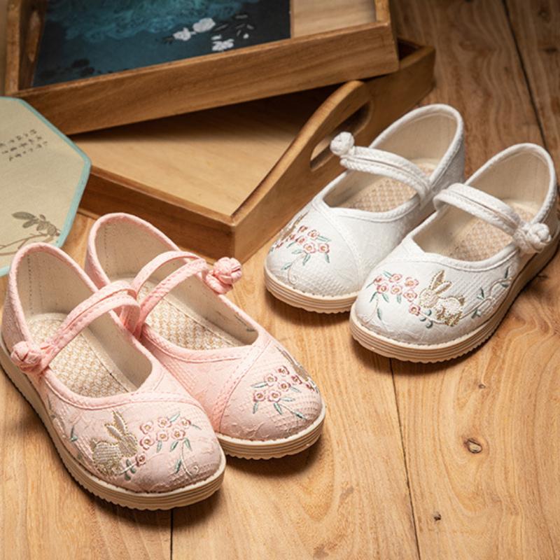 Children's Shoe for Girl Retro Style Embroidered Princess Causal Hanfu Flat Shoes Fashion Cute Rabbit Kids Ancient Dress Shoes