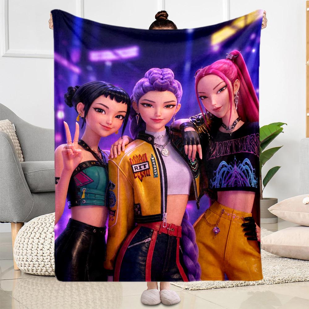 Future Fashion Icons Blanket Comfortable Perfect for Bedding Office Chair Livingroom for All Seasons Digital Print