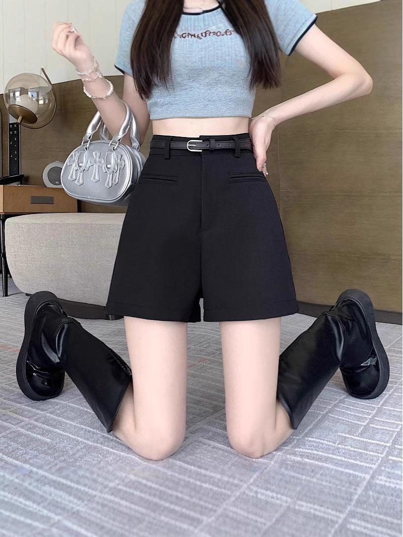

2025 Summer Women s Versatile High-Waisted Wide-Leg Shorts S