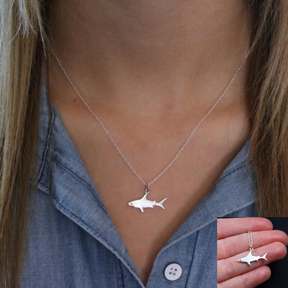 

Ювелирная цепочка Океанские животные Сплав Большая белая акула Ожерелье Кулон Золото / Серебро