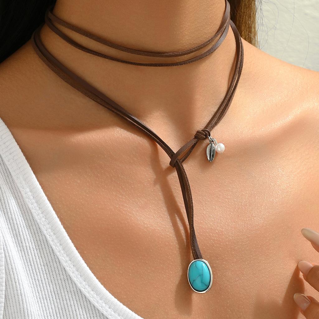 Wind Ladies Long Necklace Vintage Double Leather Design Inlaid Turquoise Clavicle Chain Geometric Necklace Women