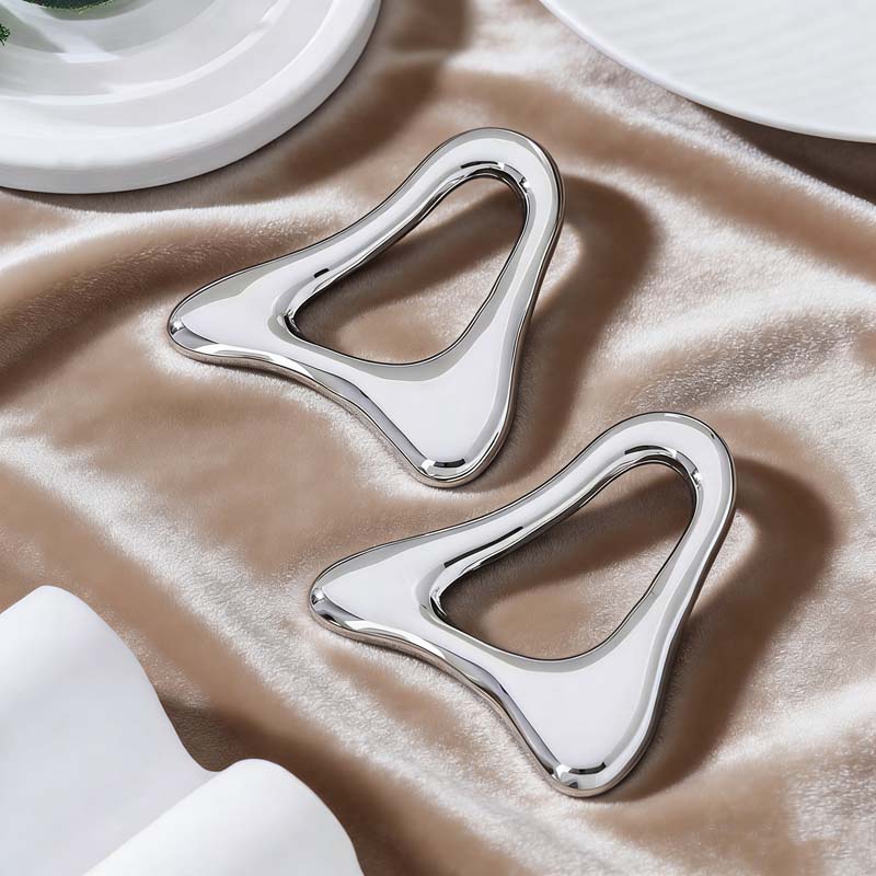 Exaggerated Metal Hollow Triangle Stud Earrings For Women Vintage Gold Color Irregular Geometric Earrings Jewelry Gift