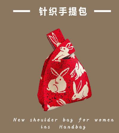 Knitted bag Girls vest bag Small square bag New knitted bag Hand bag Knitted bag Oblique span