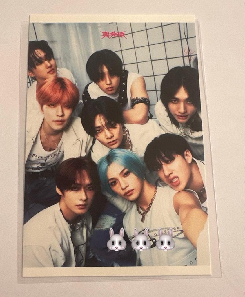 [USED] Reno Autographed Postcard from Stray Kids Raku-STAR (US Exclusive)