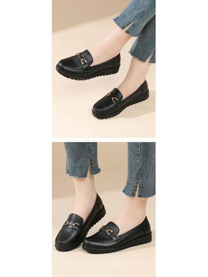 Autumn Soft Sole Non-Slip Leather Shoes for Middle-Aged Women