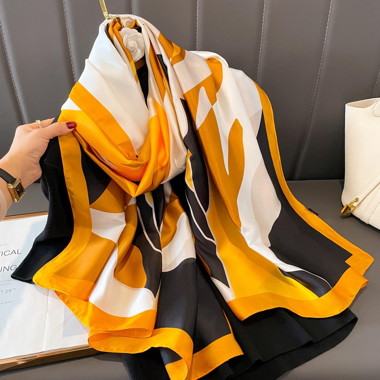 

Новый шелковый платок с принтом весна и лето для улицы солнцезащитный шарф пляжное полотенце тонкий теплый для шеи темпераментный универсальный женский 90*180CM