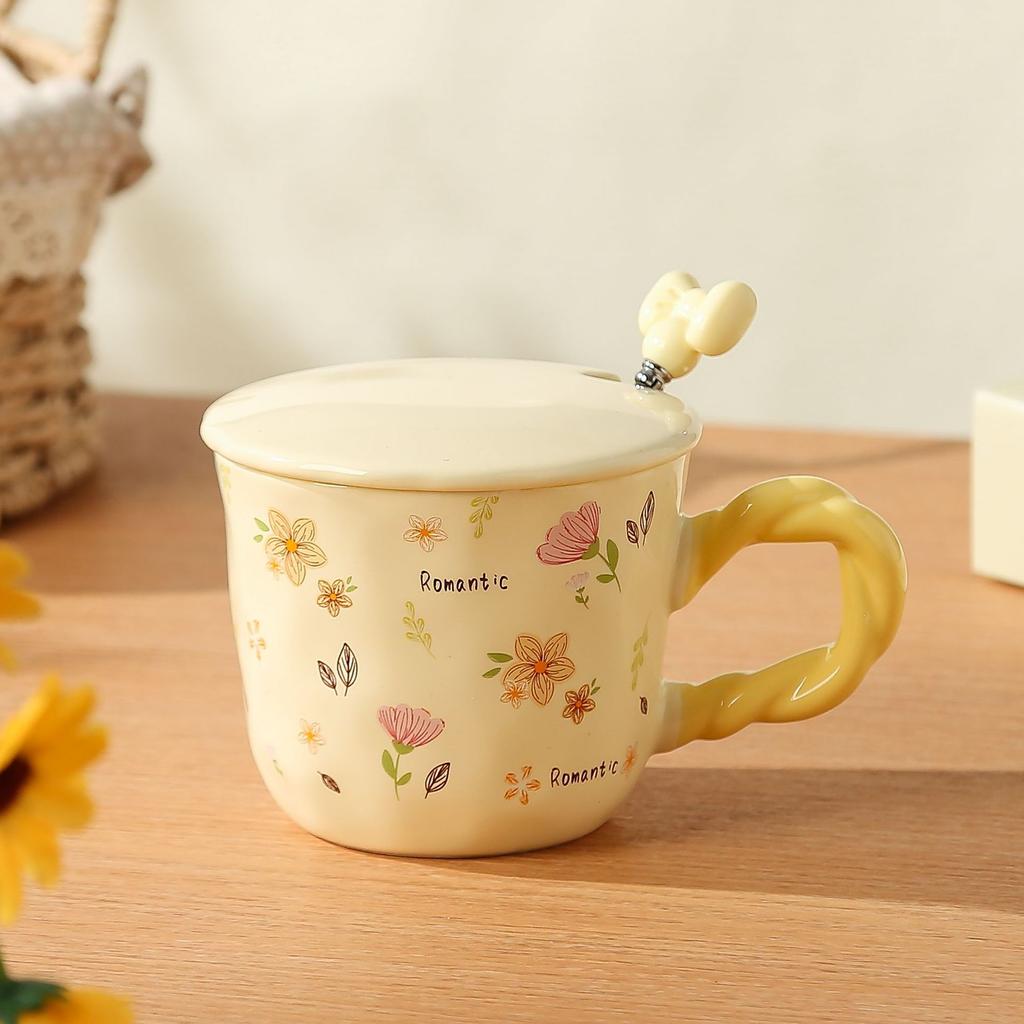 Small fresh ceramic cup with lid spoon mug holiday gift cup household coffee cup souvenir gift box water cup