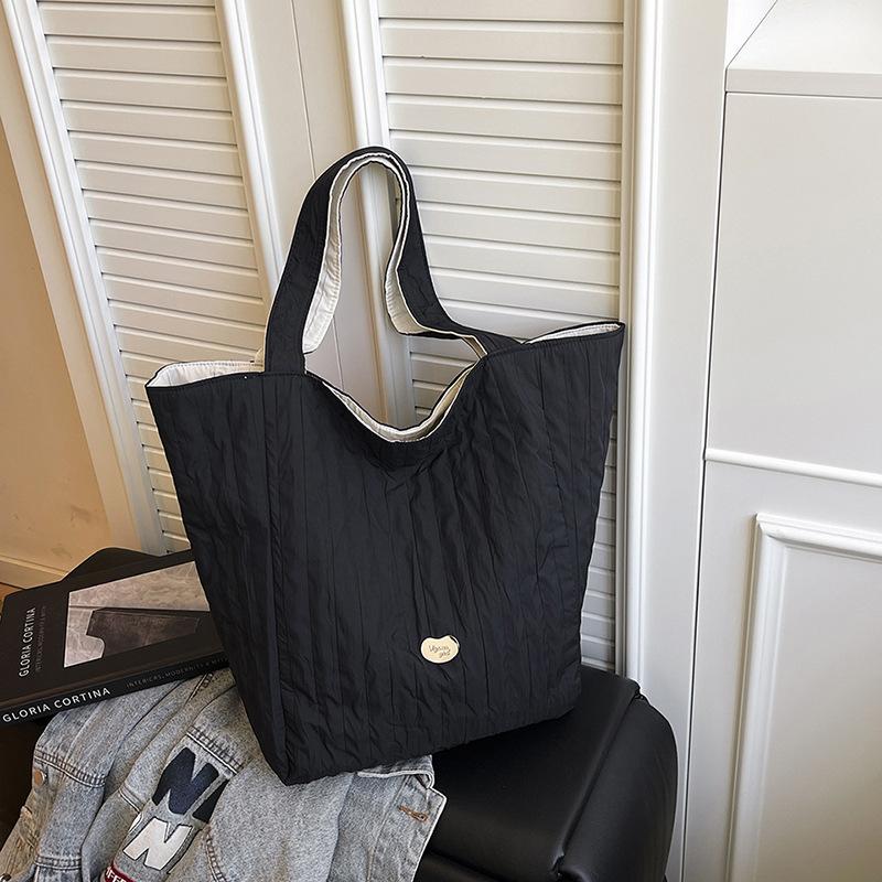 Summer new Japanese pleated lightweight nylon bag double-sided class tote bag large-capacity commuter shoulder women's bag