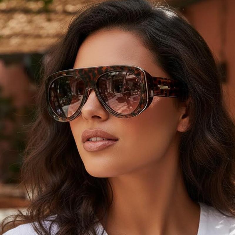 Luxury Punk Eyepieces Sunglasses Women Luxury Brand Designer Men Aviation Shades UV400 Bold Frame Quality Vintage Eyewear