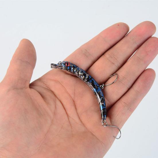 Künstlicher Hartköder Angelköder mit simulierten Fischaugen Realistisch aussehend Helle Farbe