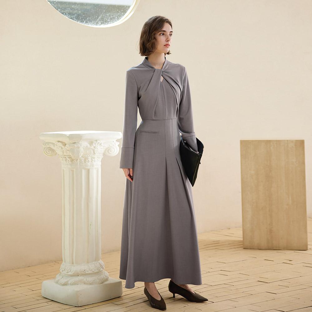 Waiwaiaiem Yy_Gray Tuck Detail Long Dress